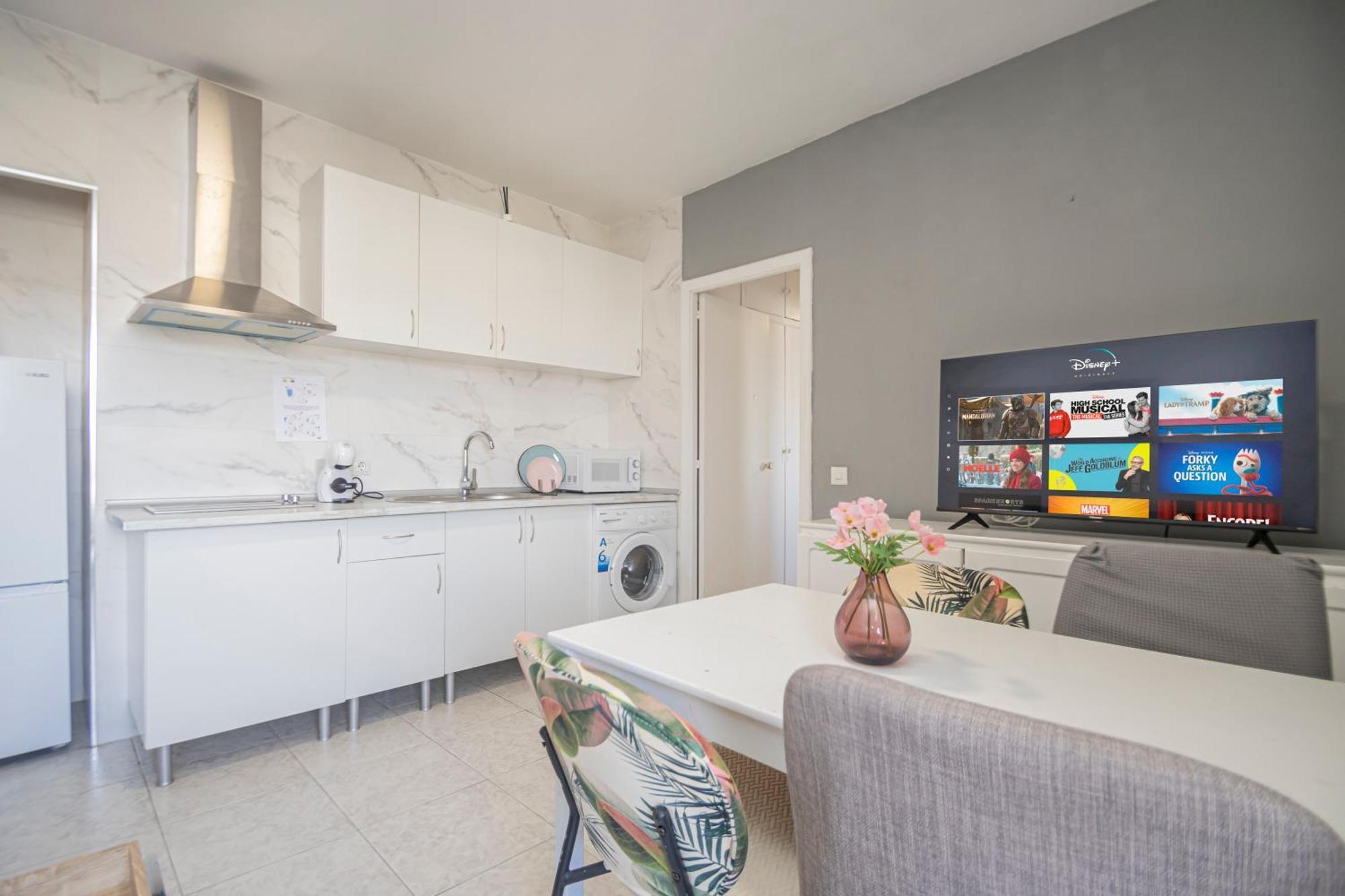 Апартаменты Perfect Getaway In Triana - 15M Walk Giralda Севилья Экстерьер фото